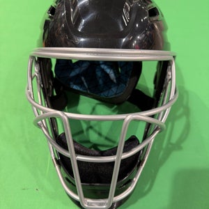 Easton Gametime Catcher's Mask | Small 6 1/2”- 7 1/8”