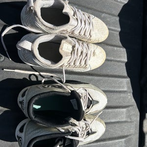 2 pair White Unisex Size M 6.0 (W 7.0) Youth Mid Top Molded Cleats (Used)
