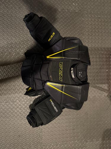 Medium 2017 CCM Premier Goalie Chest Protector (Used)