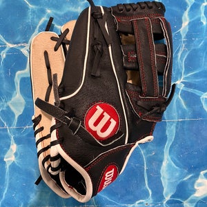 Wilson A450 LH Baseball Glove 11" (Used)