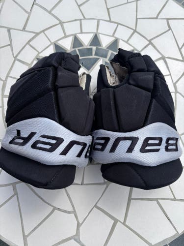 Bauer Vapor Pro Team Gloves 13" (Used)
