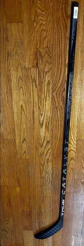Senior True Catalyst 9x Left Hand Hockey Stick P28 70 Flex Pro Stock (New)