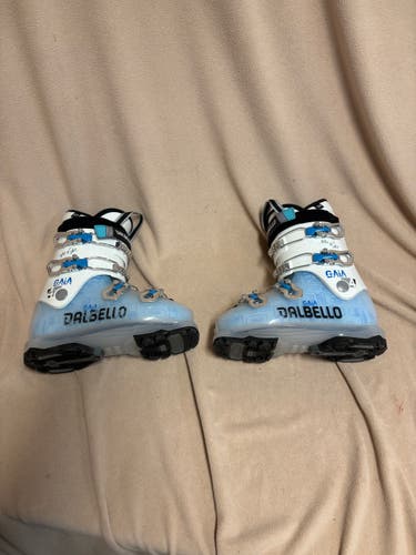 Mondo 23 & 23.5 Unisex Dalbello Gripwalk All Mountain Gaia 4 Ski Boots (Used)