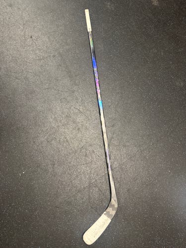 Intermediate CCM Ribcor Trigger 10 Pro Right Handed Hockey Stick P29 65 Flex (New)