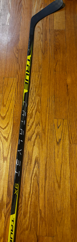Senior True Catalyst 9x Right Handed Hockey Stick TC4 75 Flex (New)