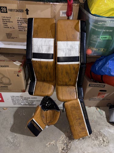 32 + 2.5 Warrior Ritual G5 Pro Custom - Regular Goalie Full Set (Used)