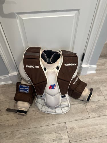 Medium 2025 Vaughn Goalie Chest Protector (Used)