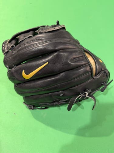Nike Pro Tradition RH Infield Baseball Glove | 11.75"