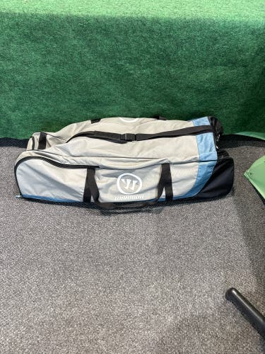 Warrior Lacrosse Duffle Bag (Used) | 44” x 12” x 17”