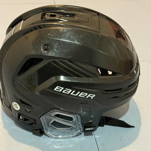 Small Bauer Re-Akt 85 Helmet (Used)