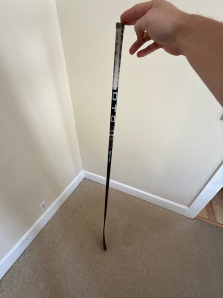Senior Bauer Proto-R Right Handed Hockey Stick P90TM 77 Flex (Used)