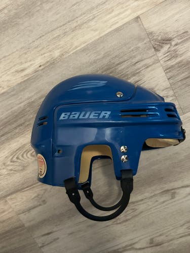Large Bauer 4500 Helmet (Used)