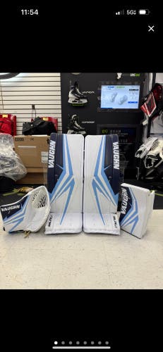 33" 2024 Vaughn SLR4 Pro Carbon Regular Goalie Full Set (Used)