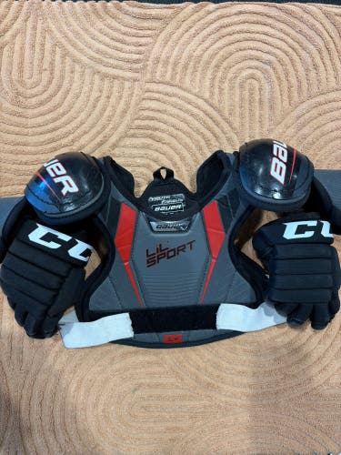 Youth Small Bauer Lil'Sport Shoulder Pads + 8" CCM LTP Gloves (Used)