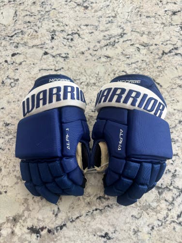 Warrior Alpha DX Pro Gloves 13" Pro Stock Toronto Maple Leafs