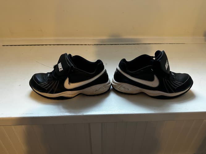 Nike Baseball Coach’s Shoes (used/black/11)