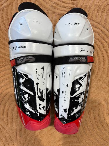 Junior CCM JetSpeed FT485 Shin Pads 11" (Used)