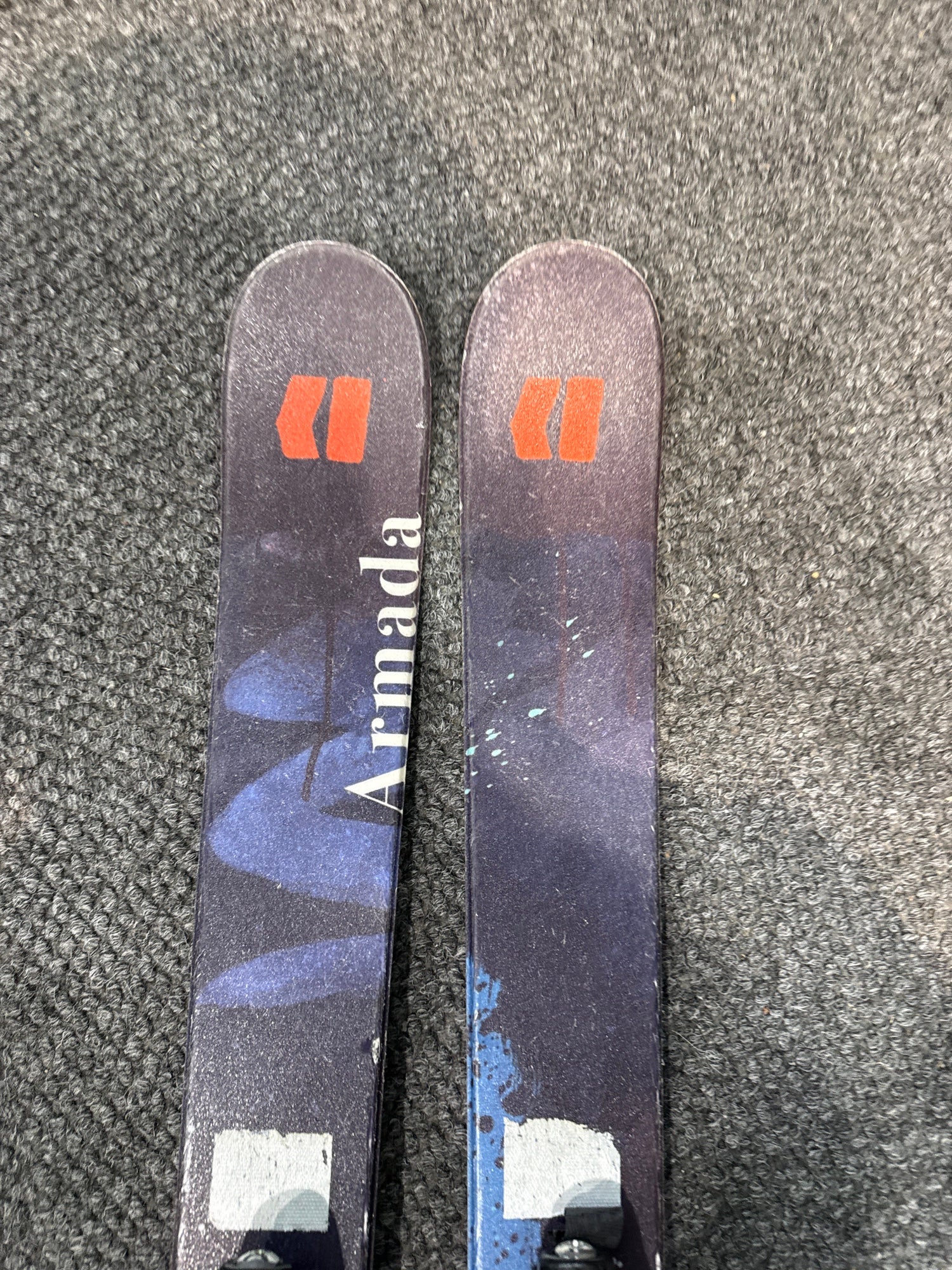 Unisex 2025 Armada Bdog 172 cm Park Skis With Bindings Max Din 13