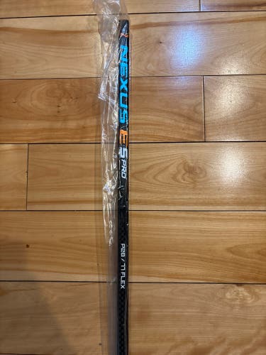 Senior Bauer Nexus E5 Pro Left Hand Hockey Stick P28 77 Flex (New)