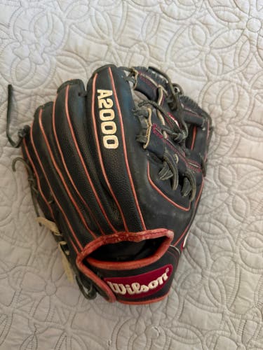 Wilson A2000 SuperSkin DP15 11.5" Baseball Glove: WTA20RB20DP15SS