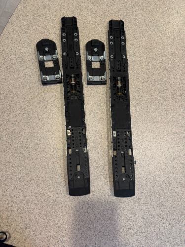 Marker Piston Race Plate