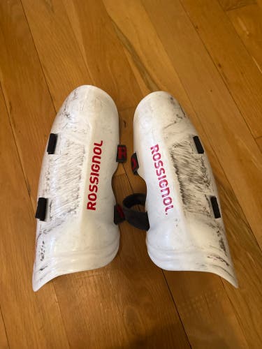 Small Rossignol Shin Guard (Used)