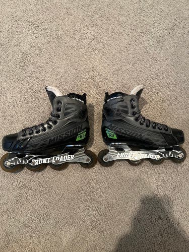 Junior Mission Inline Hockey Goalie Skates Wide Width Size 4 (Used)