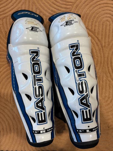 Senior Easton Synergy ST4 Shin Pads 14" (Used)