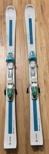 Women's 2015 All Mountain 153 cm HEAD Total joy Skis With Bindings Max Din 11 (Used)