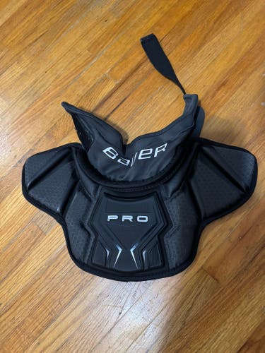 Bauer Pro Goalie Neck Guard (Used)