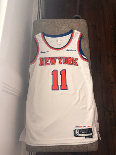 White Large Men's Nike Jersey (New)
