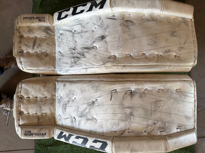32" CCM Premier R1.5 Goalie Leg Pads (Used)