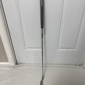 Unisex Odyssey Blade Right Handed Putter 33" (Used)