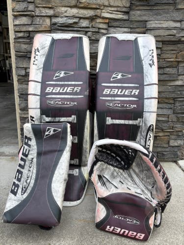34" 2023 Bauer Custom Regular Goalie Full Set Pro Stock (Used)