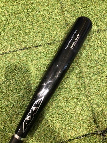 AXE Maple Composite Bat Wood Composite 31" (Used)