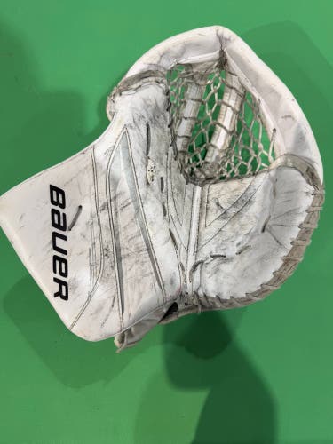 Bauer Vapor X5 Pro Goalie Glove Regular | Intermediate