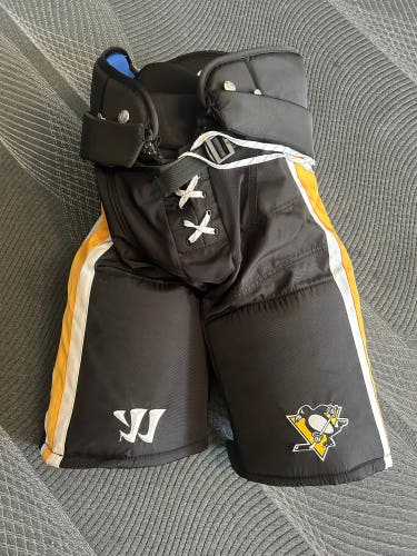 Penguins pro stock warrior pants medium