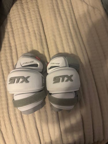 White Large Adult STX Stallion 1k Arm Pads
