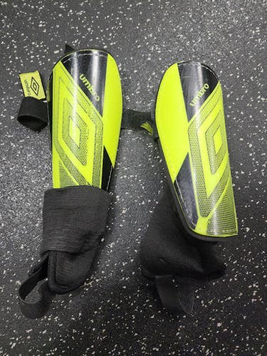 Used Umbro Soccer Shin Guards Junior Black And Neon Green MD 11849-S000038686