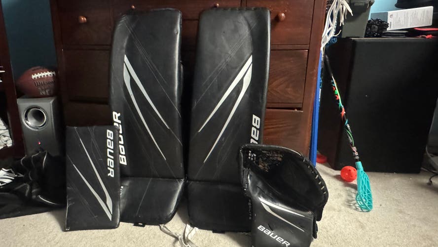 35" 2024 Bauer Hyperlite 2 Regular Goalie Full Set (Used)