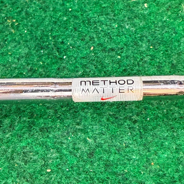ゴルフ レア NIKE Method Matter パター 35