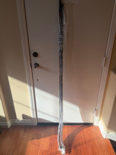 2 Brand New Bauer Vapor Team Stick RH P92 87 Flex Pro Stock