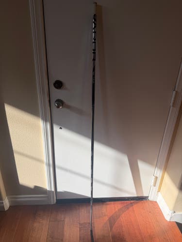 Bauer Vapor Hyperlite 2 RH Hockey Stick P92 77 Flex