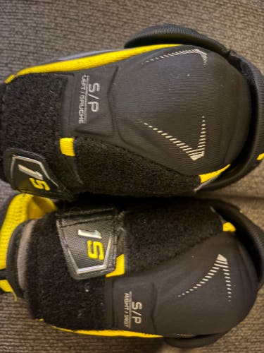 Junior Small Bauer Supreme 1S Elbow Pads (Used)
