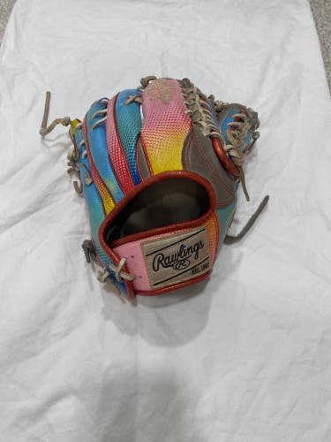 Rawlings Heart of the Hide RH Outfield Baseball Glove 12.5" (Used)