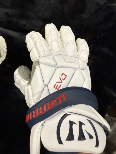 Like new Warrior EVO QX Lacrosse Gloves