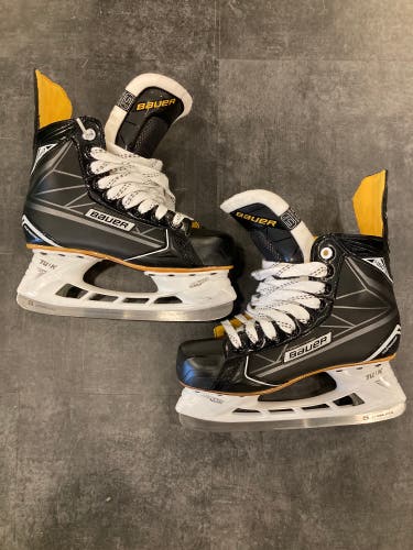 Intermediate Bauer Supreme S160 Hockey Skates | Size 5.5