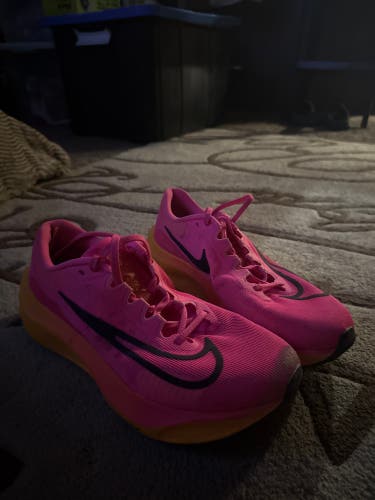 Pink Men's Size M 10.0 (W 11.0) Adult Nike ZoomX Dragonfly Shoes (Used)