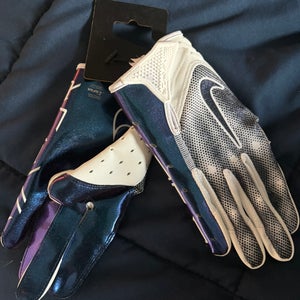 Small Adult Nike Vapor Jet 7.0 Gloves (New)