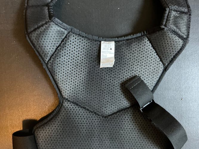 Large/Extra Large Adult STX Cell V Shoulder Pads (New)